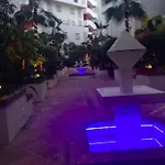 Puerto Banus With Private Garden アパート マルベーリャ