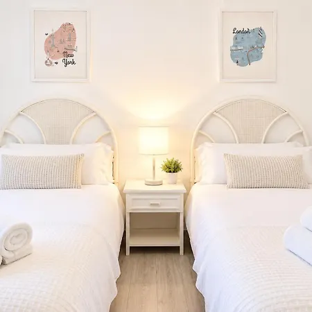 Puerto Banus With Private Garden Marbella