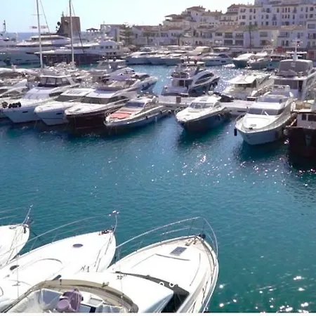 公寓 Puerto Banus With Private Garden 马尔韦利亚