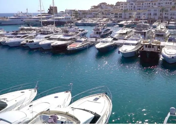 Διαμέρισμα Puerto Banus With Private Garden Μαρμπέλλα
