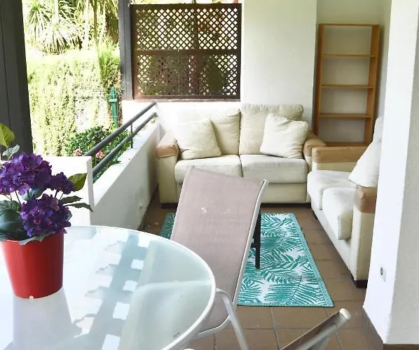 Puerto Banus With Private Garden